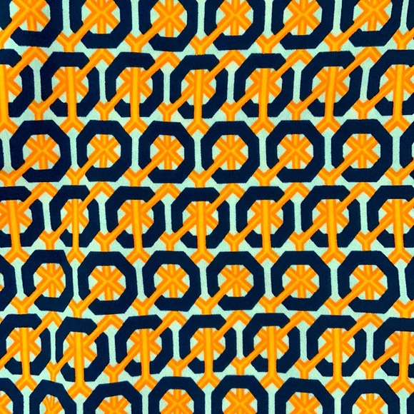 Geometric Pattern Tank Top - Picture 3 of 3